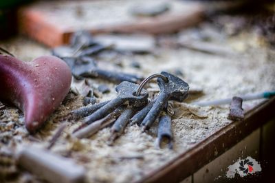 Ein Haufen Gartengeräte