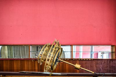 Ein gebrochenes Klavier