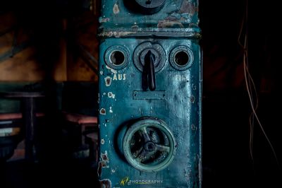 Ein blaues Feuer Hydra mit einem Schlüssel darauf