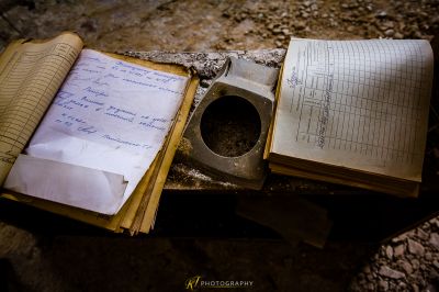 Ein Buch mit einem Bleistift