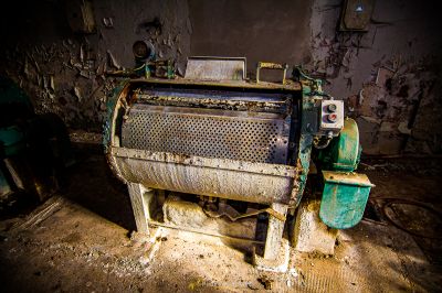 Eine schmutzige Maschine